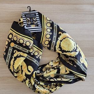 Alexis Bendel Black and Yellow Floral Scarf